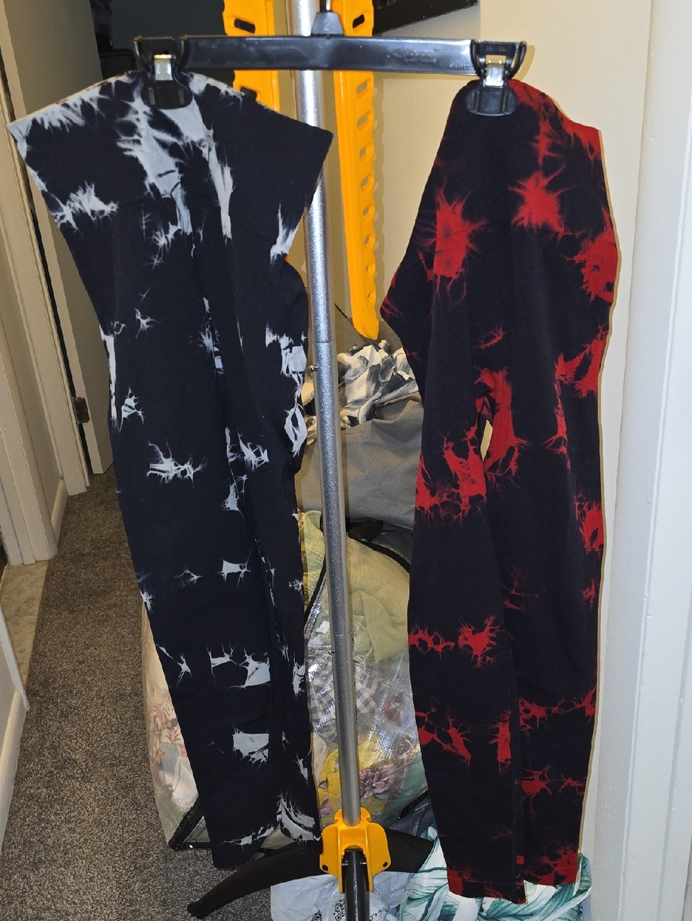 $5 - MUST BUNDLE - NWOT BUNDLE Tie-Dye Leggings With Butt Scrunch